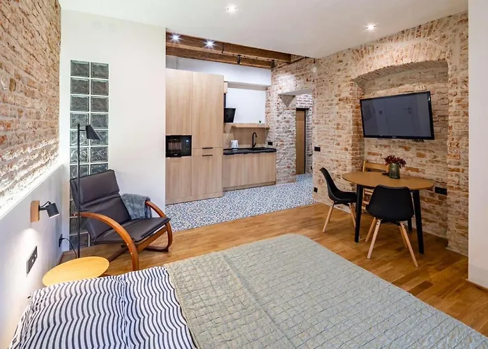 Apartamento Onlviv Rynok Square 18 Four Leópolis